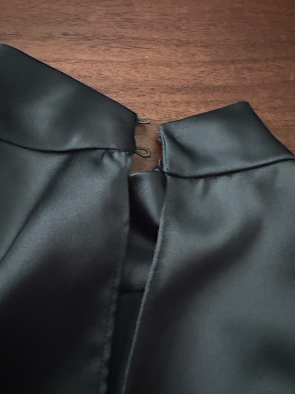 Zara Emerald Satin Mini Dress with Feathers - Med (us 4-6) perfect condition - Picture 9 of 10